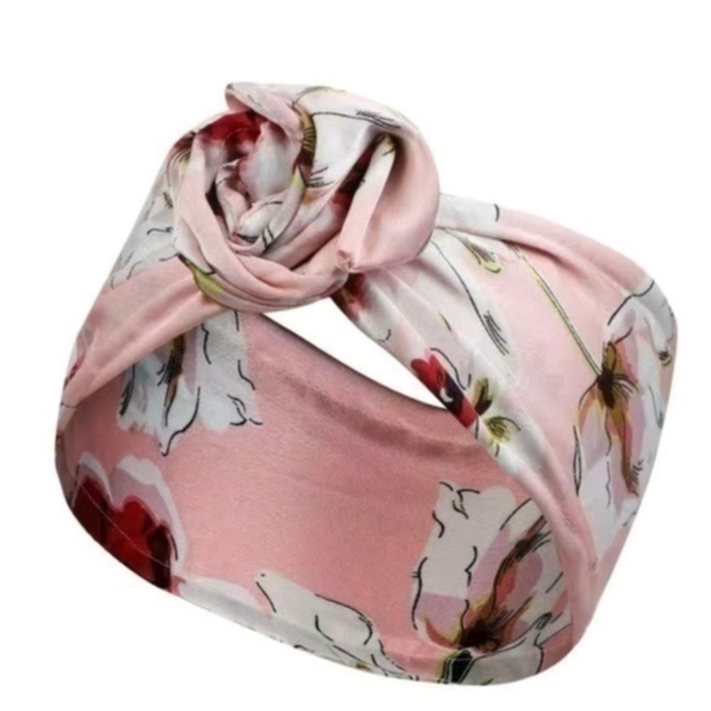 Women’s Wire Rim Top Knot Light Pink Headband